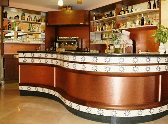 פוצאלו Hotel Continental איטליה