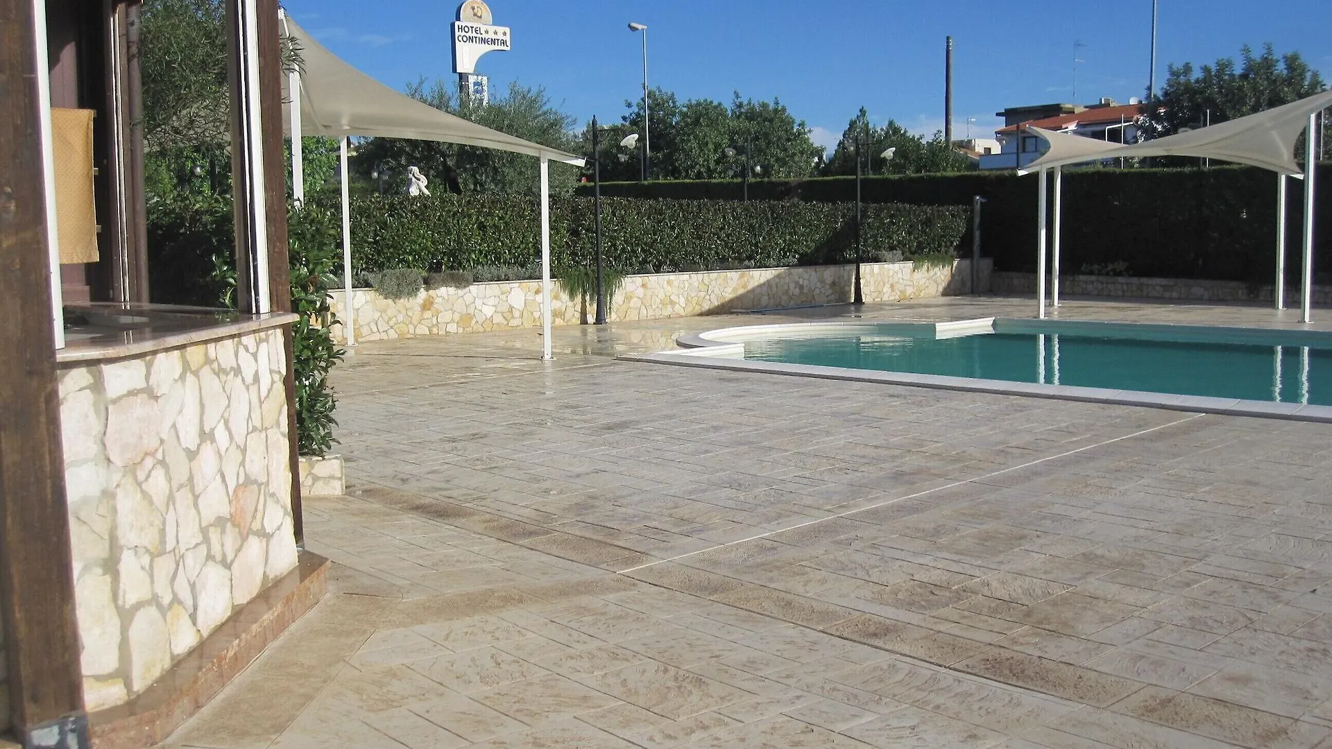 פוצאלו Hotel Continental איטליה