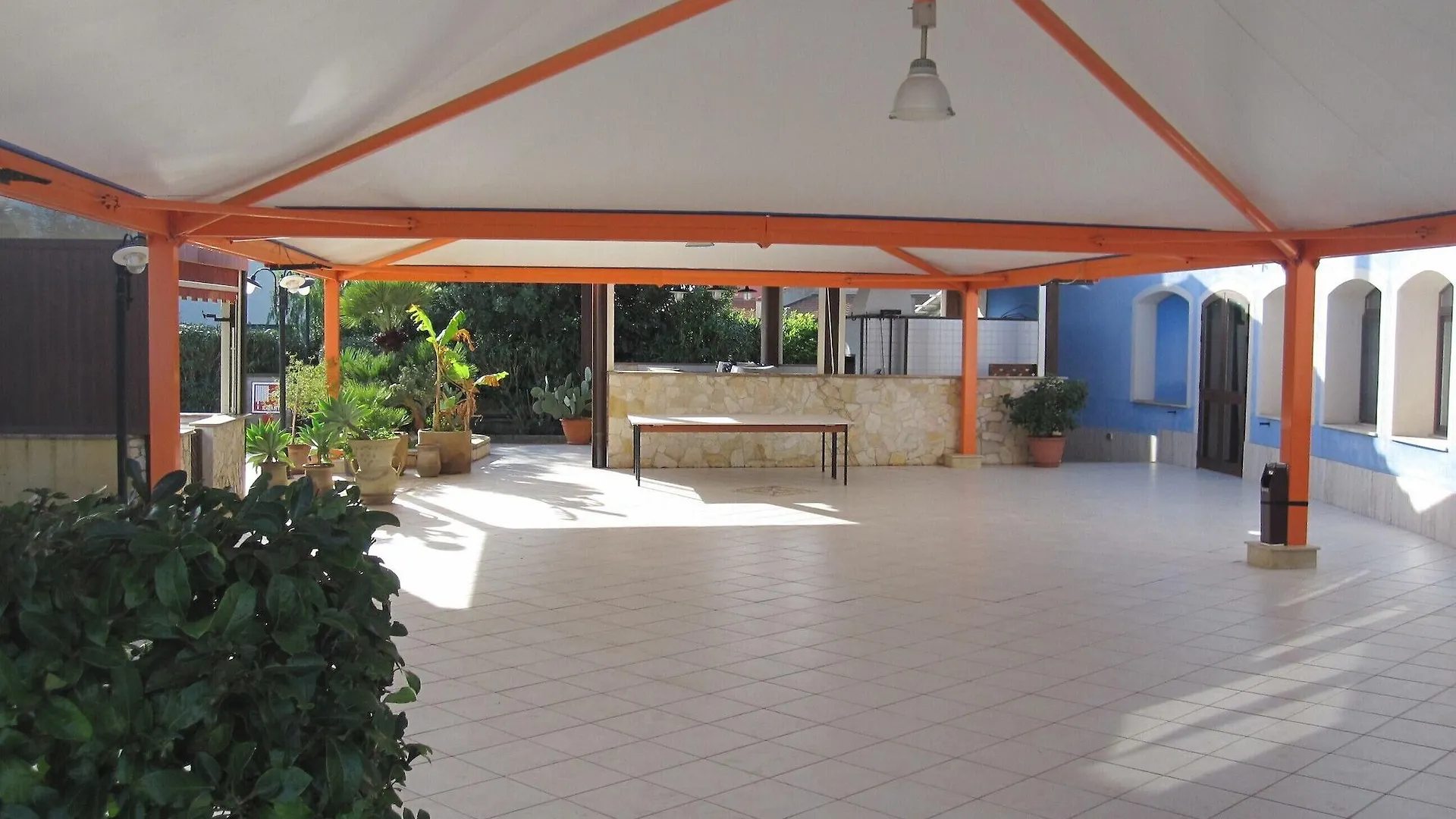 ***  פוצאלו Hotel Continental איטליה