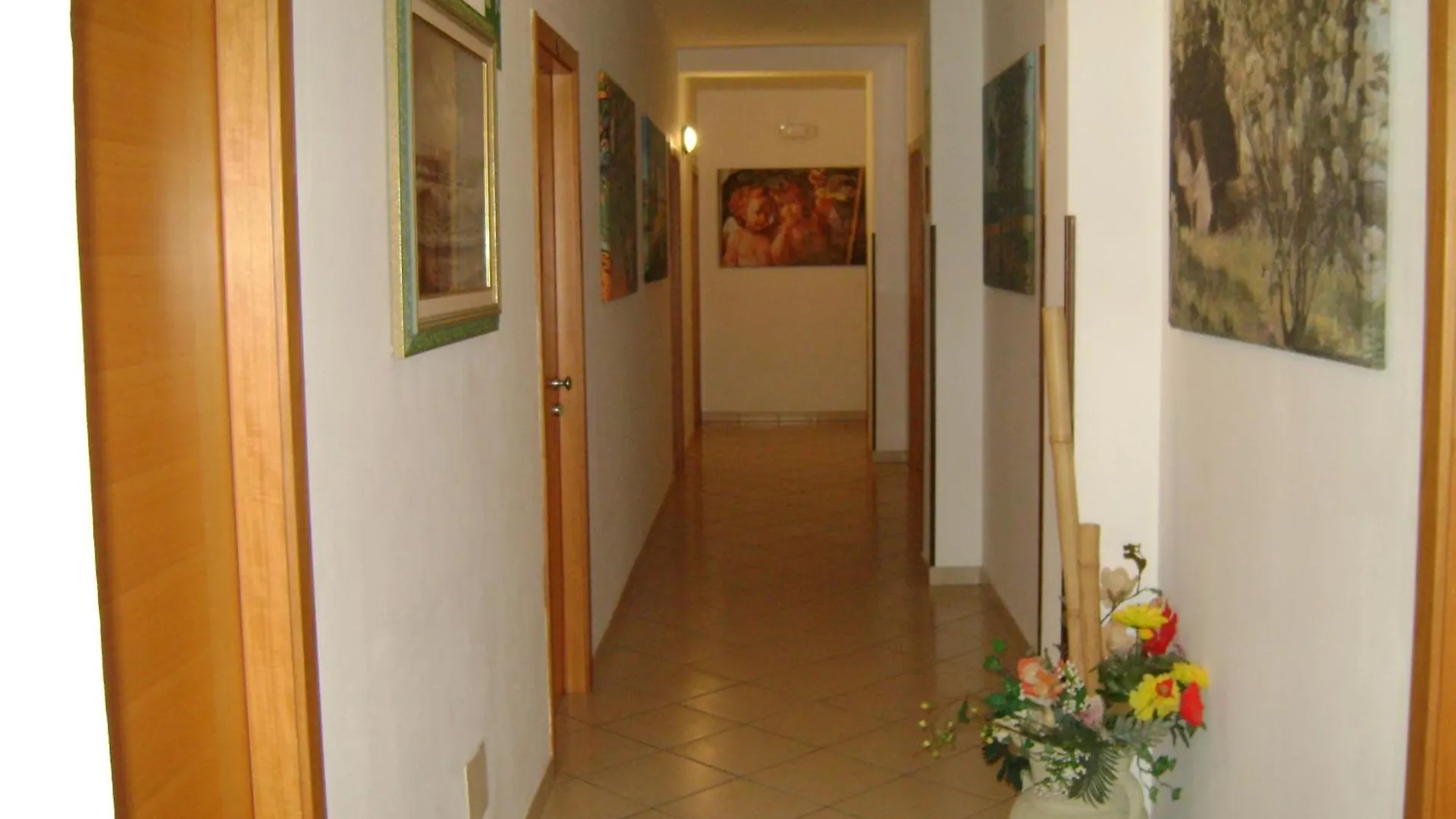 ***  פוצאלו Hotel Continental איטליה